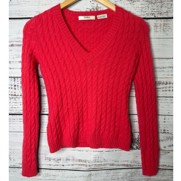 Neiman Marcus Cashmere Sweater Women Small Hot Pink Cable Knit Pullover Timeless - Picture 1 of 3